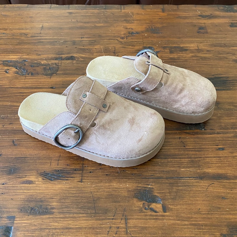 American Eagle Tan Faux Suede Platform Buckle Clogs Size 6
